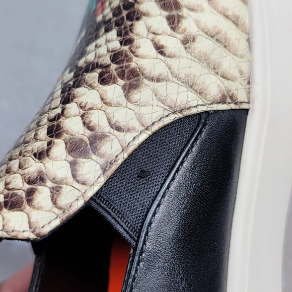 Cole Haan slip on loafer sneak print colorful NWOT - Picture 12 of 16